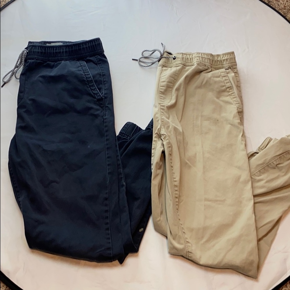 (2) Aeropostale joggers pants